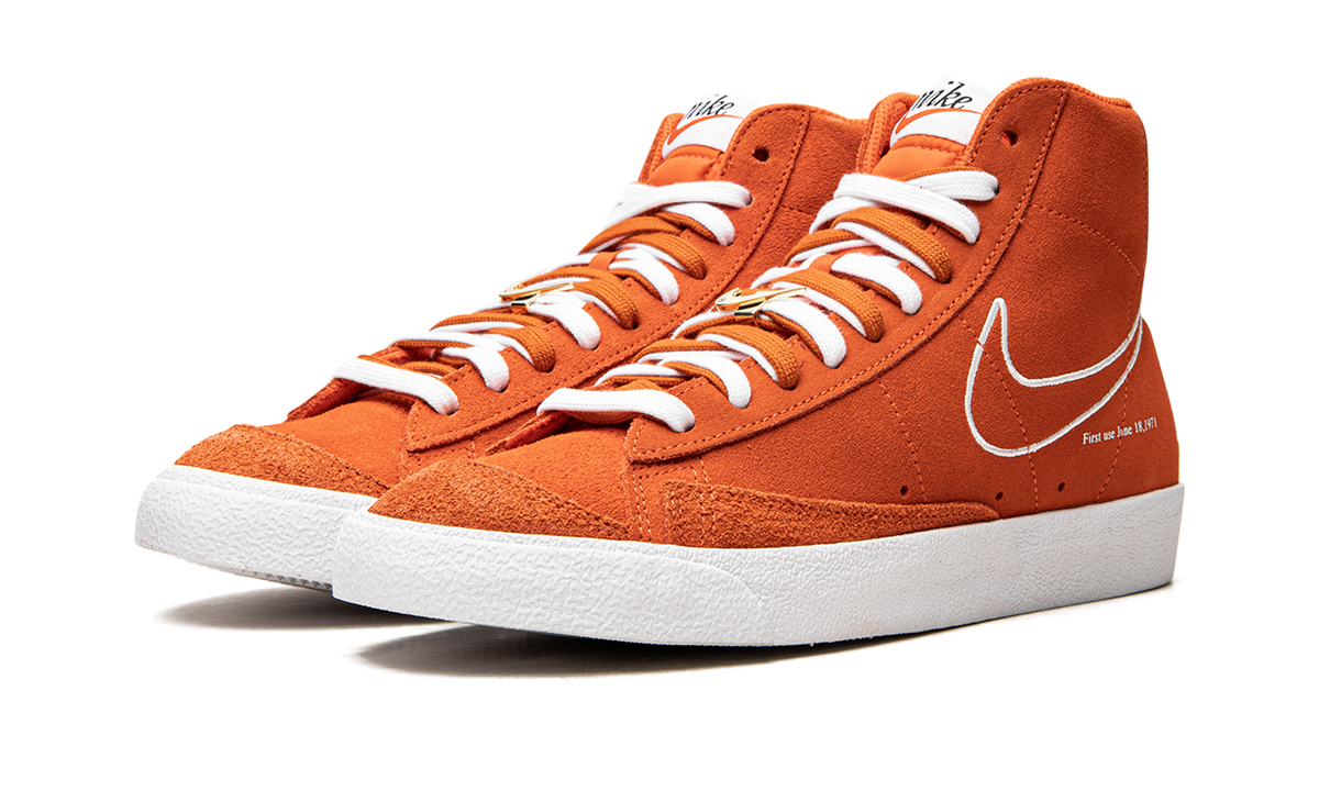 Blazer Mid '77 "First Use - Orange" DC3433 800