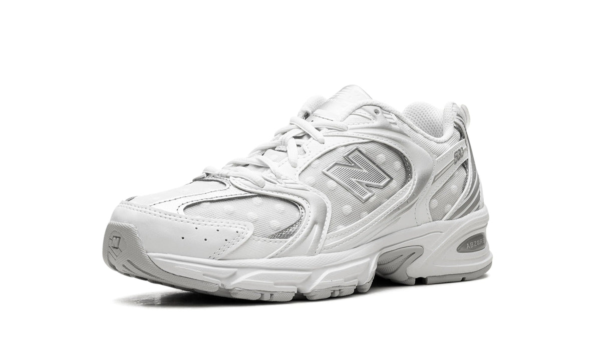 New Balance 530 Sneakers – White & Silver Grey