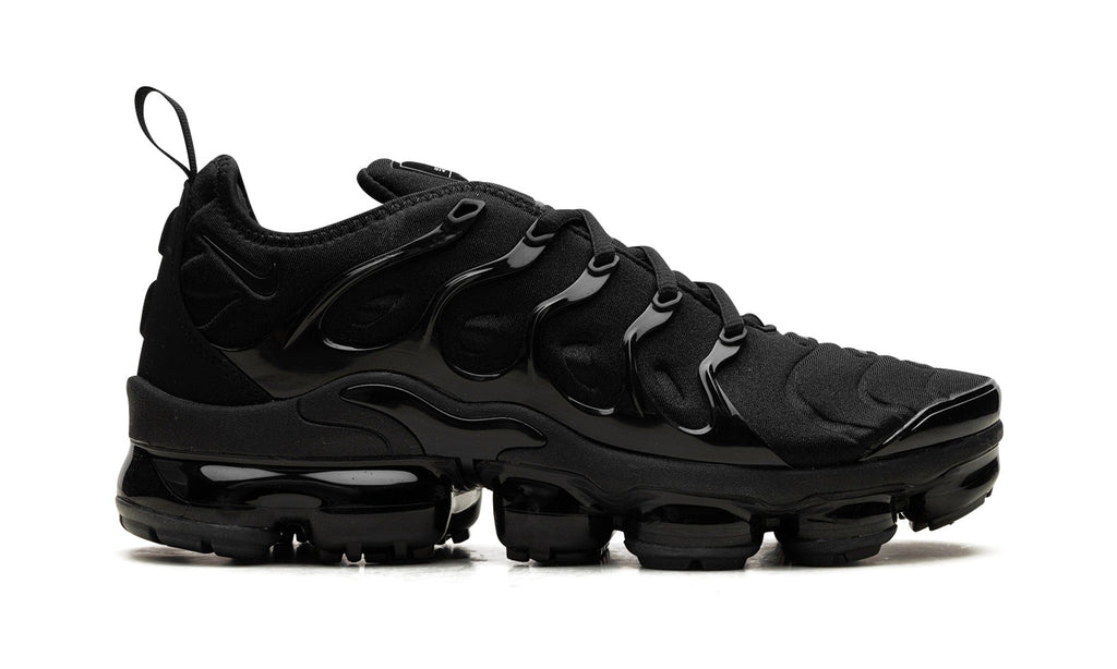Nike Air VaporMax Plus Sneakers - All Black with Glossy Cage and Visible Air Sole