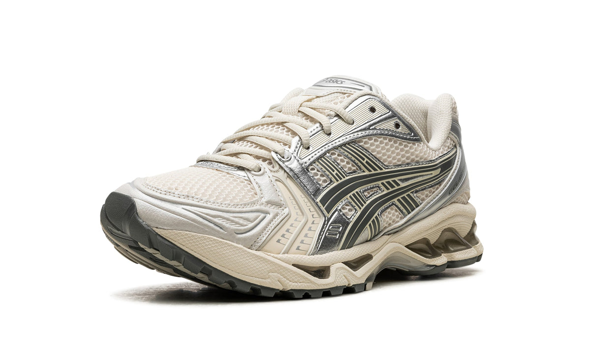 ASICS GEL-KAYANO 14 Sneakers – Cream, Metallic Silver & Dark Grey