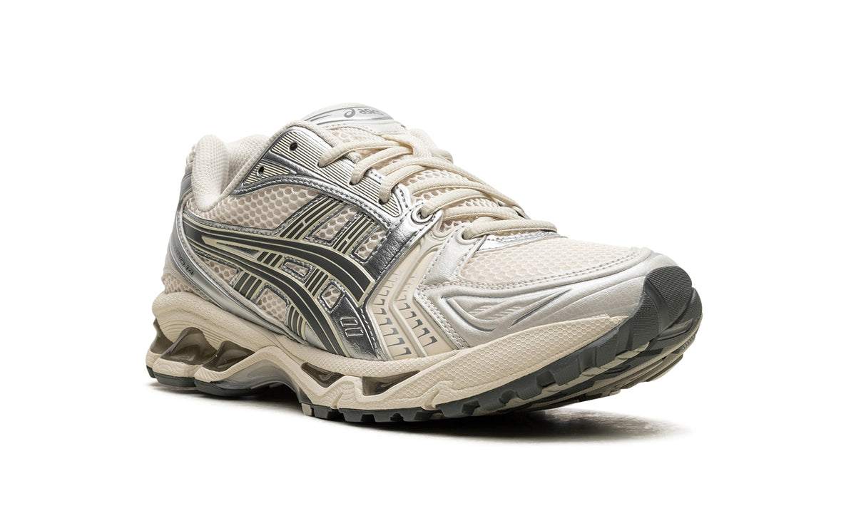 ASICS GEL-KAYANO 14 Sneakers – Cream, Metallic Silver & Dark Grey