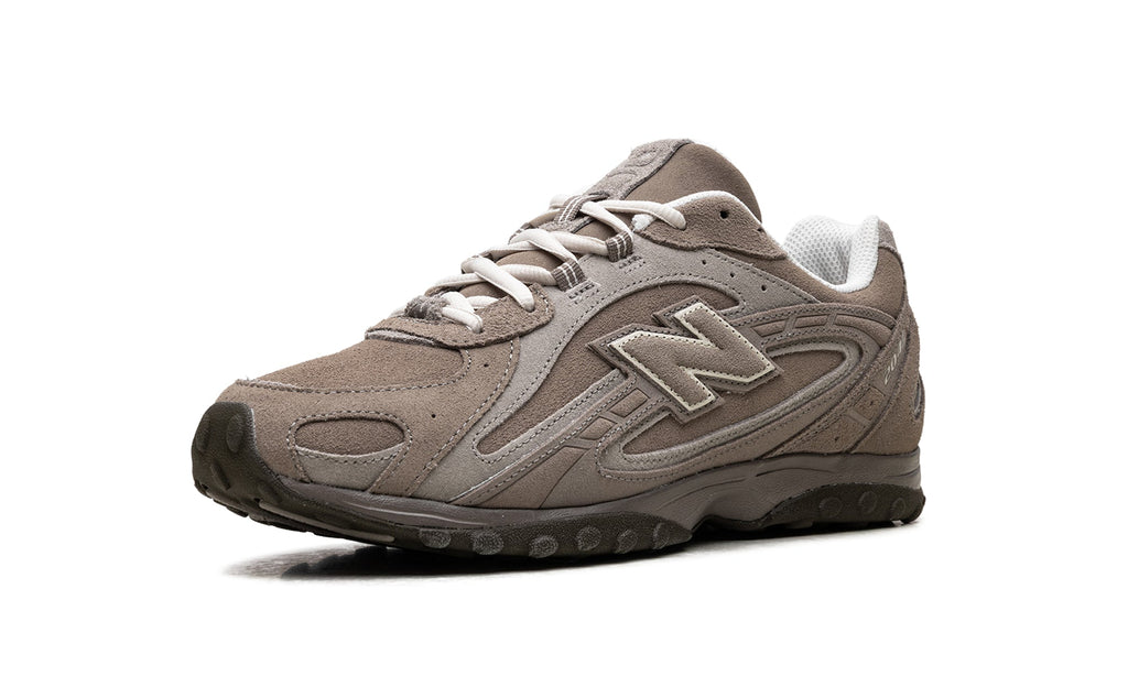New Balance 204L Sneakers - Taupe Brown with Cream Accents