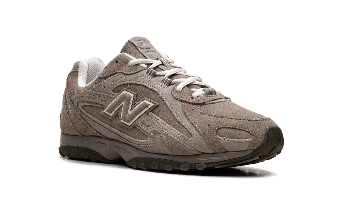 New Balance 204L Sneakers - Taupe Brown with Cream Accents