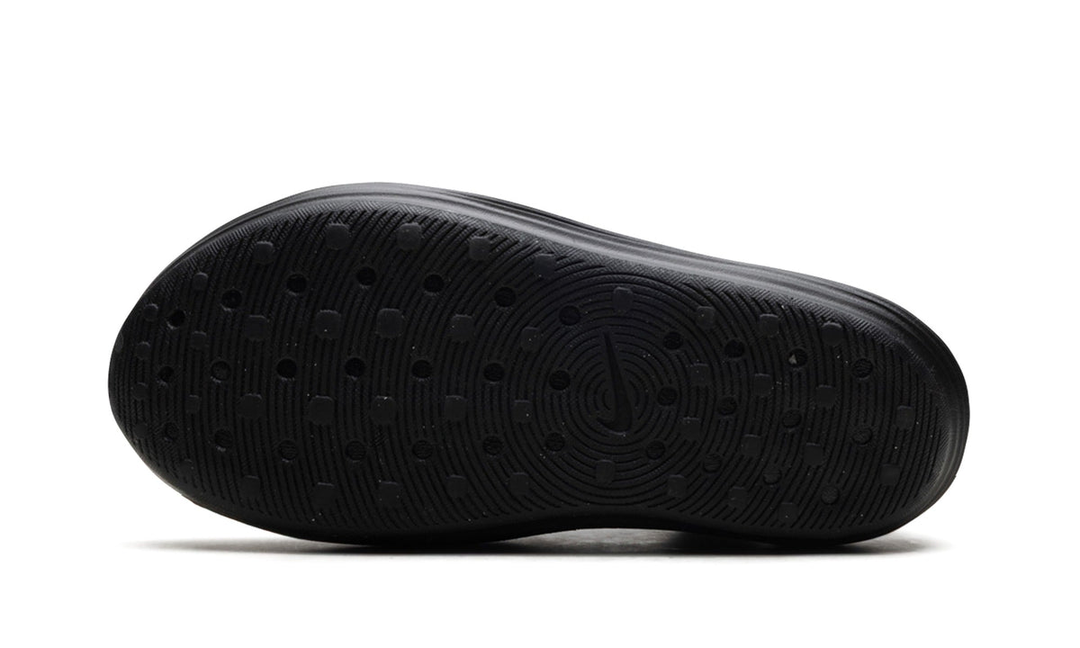 Nike ReactX Rejuven8 Slip-Ons in Black