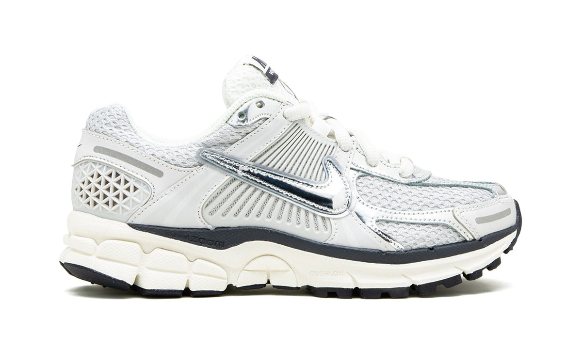 Nike Vomero 5 Sneakers in White & Grey