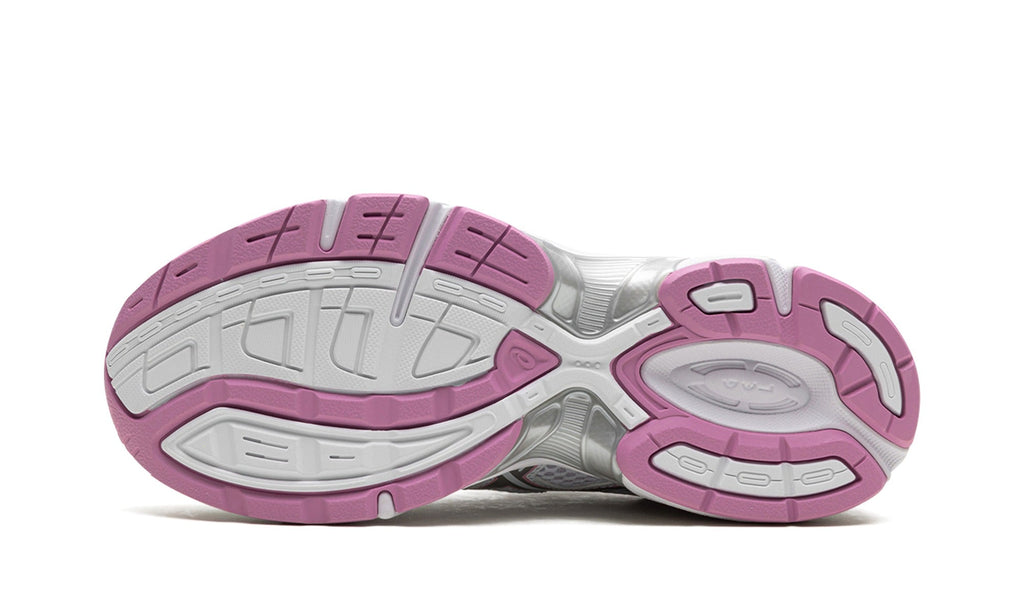 ASICS GEL-1130 Sneakers – White, Metallic Silver & Pink