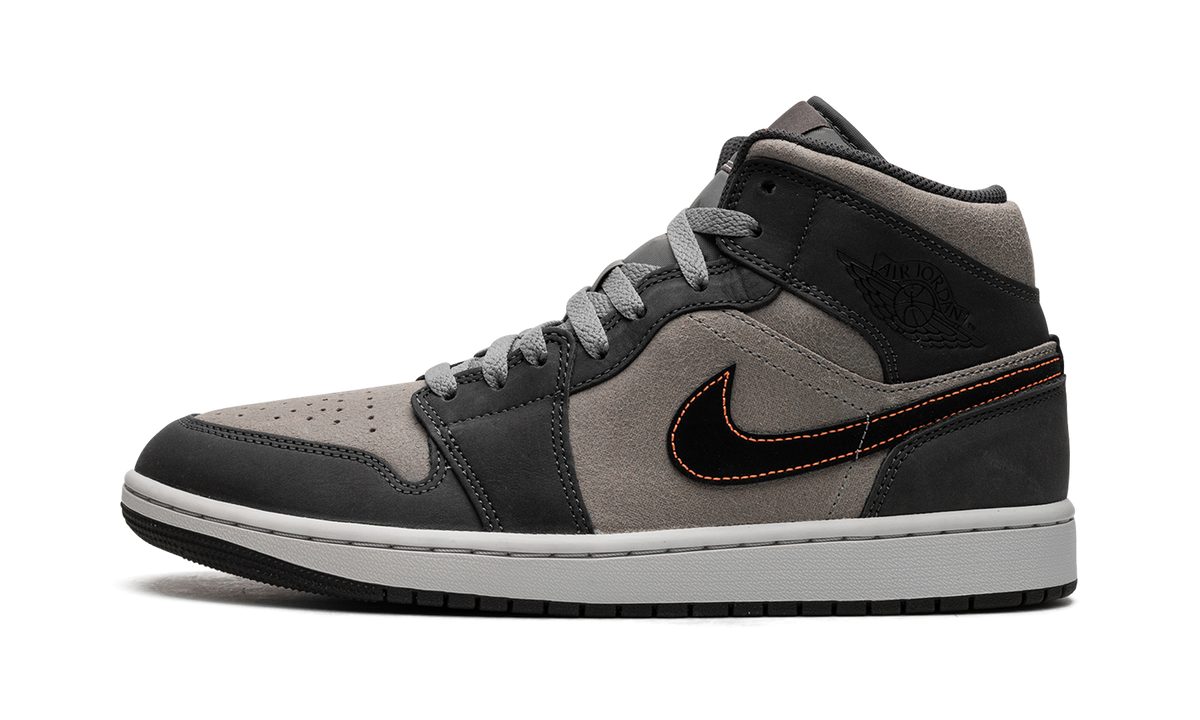 Air Jordan 1 Mid SE "Night Stadium" FQ8338 017