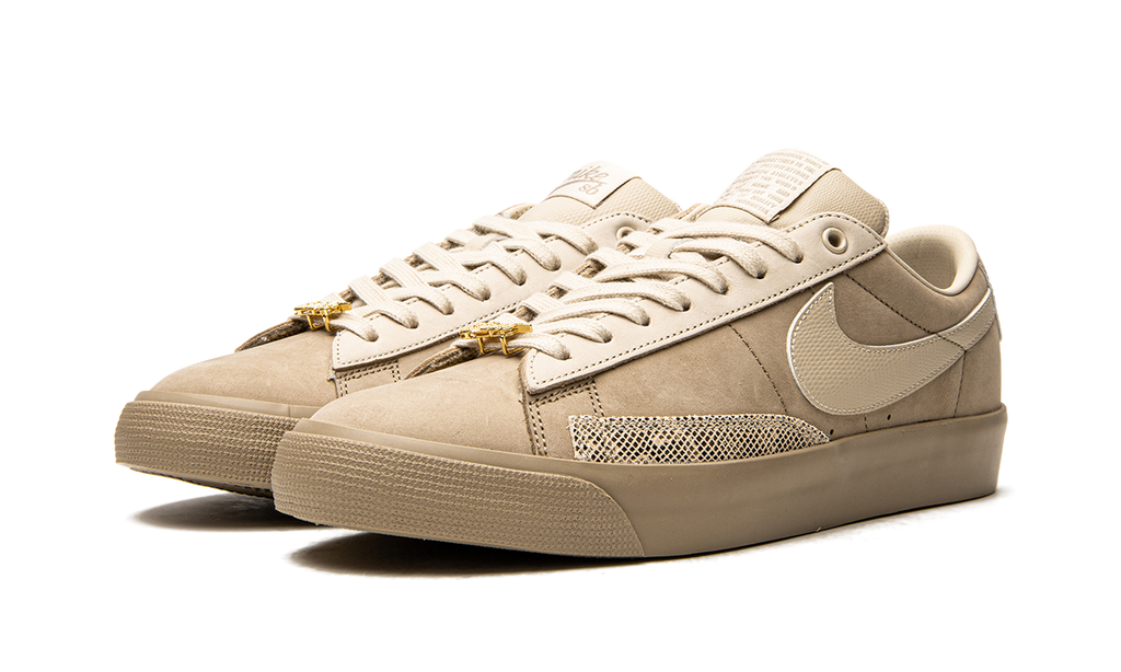 SB Blazer Low "FPAR - Tan" DN3754 200