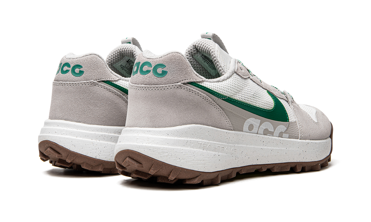 ACG Lowcate "Light Iron Ore Green" DM8019 003