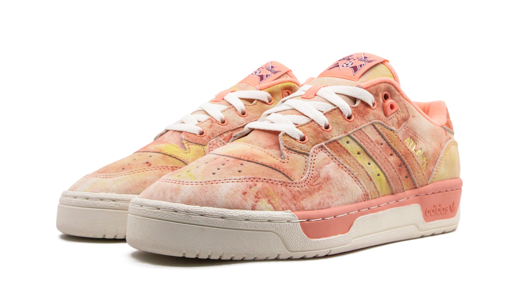 Rivalry Low "Social Status - Kings Peach" EE6384