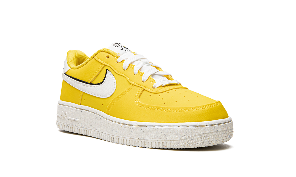 Air Force 1 Low '82 "Tour Yellow" DQ0359 700