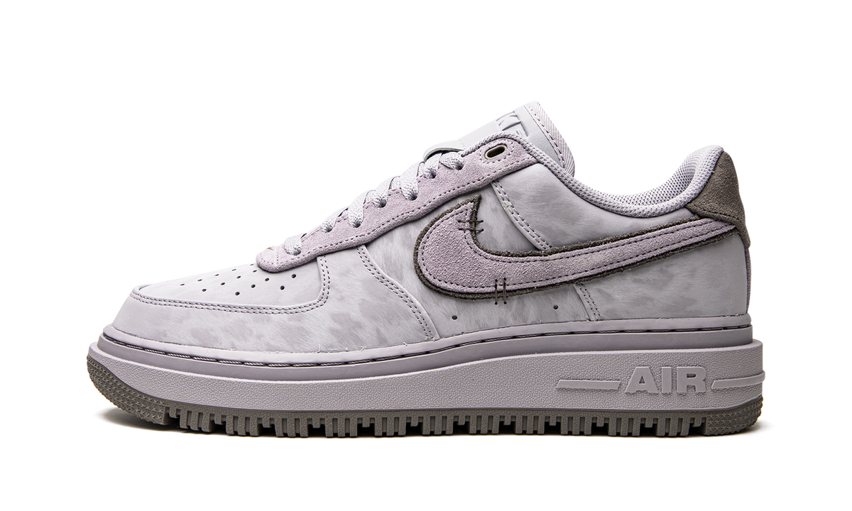 Air Force 1 Luxe "Providence Purple" DD9605 500